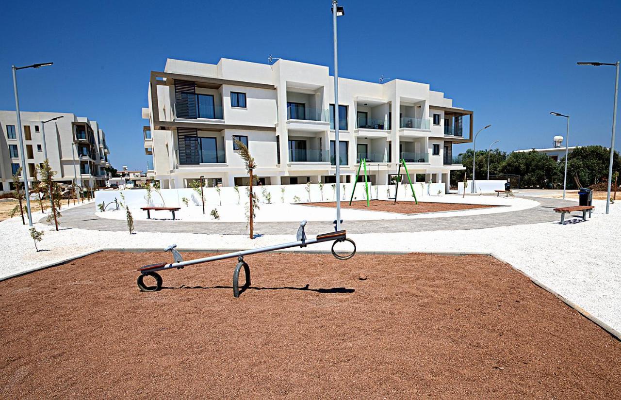 Golden Tree Apartment باراليمني المظهر الخارجي الصورة