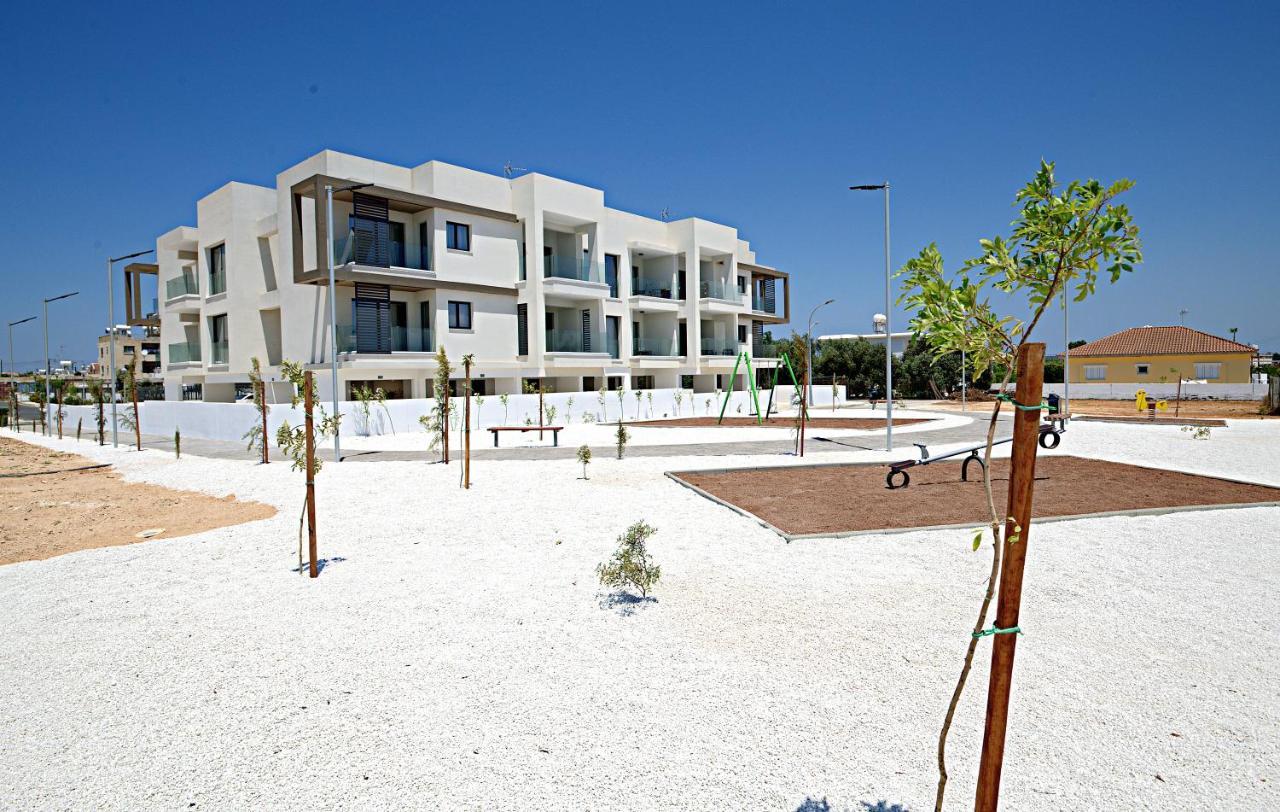 Golden Tree Apartment باراليمني المظهر الخارجي الصورة