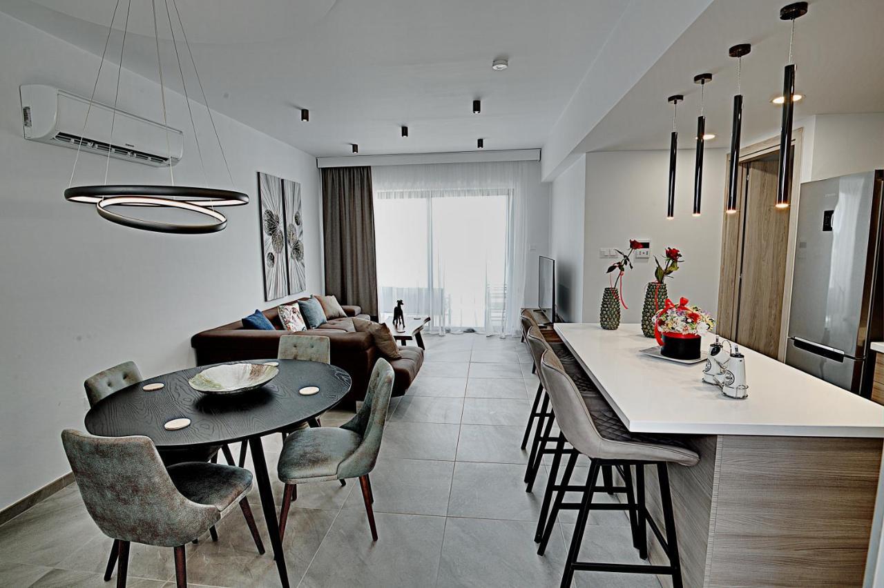 Golden Tree Apartment باراليمني المظهر الخارجي الصورة